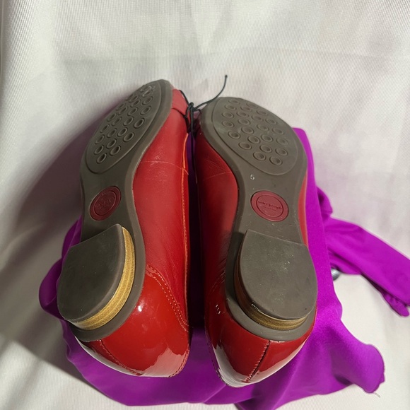 Marc Joseph Women's Red Flats with Braided Accent - Picture 11 of 12